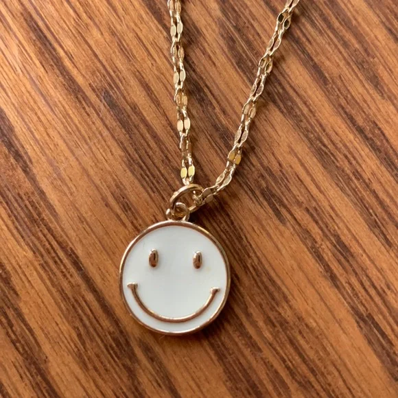 Pac Sun Necklace - Picture 2 of 3